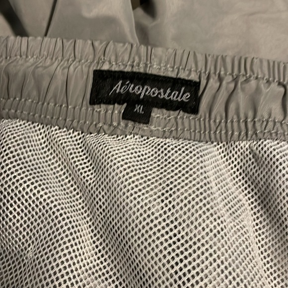 Set of two men’s swim trunks, XL great condition - Picture 7 of 7